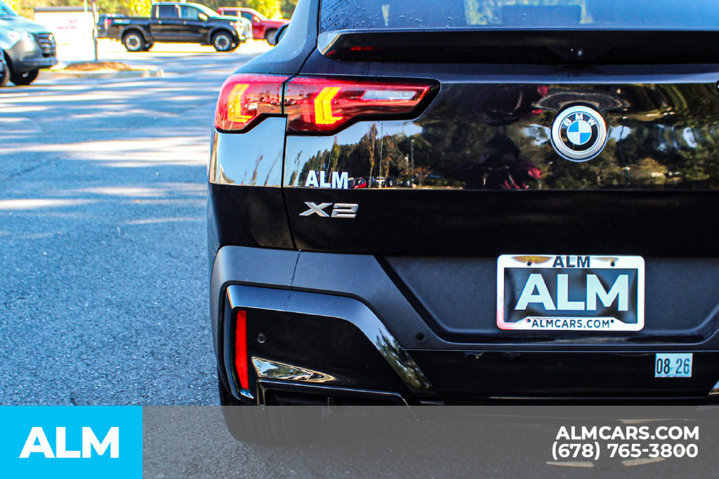 Used 2025 BMW X2 xDrive28i AWD/4WD image 11