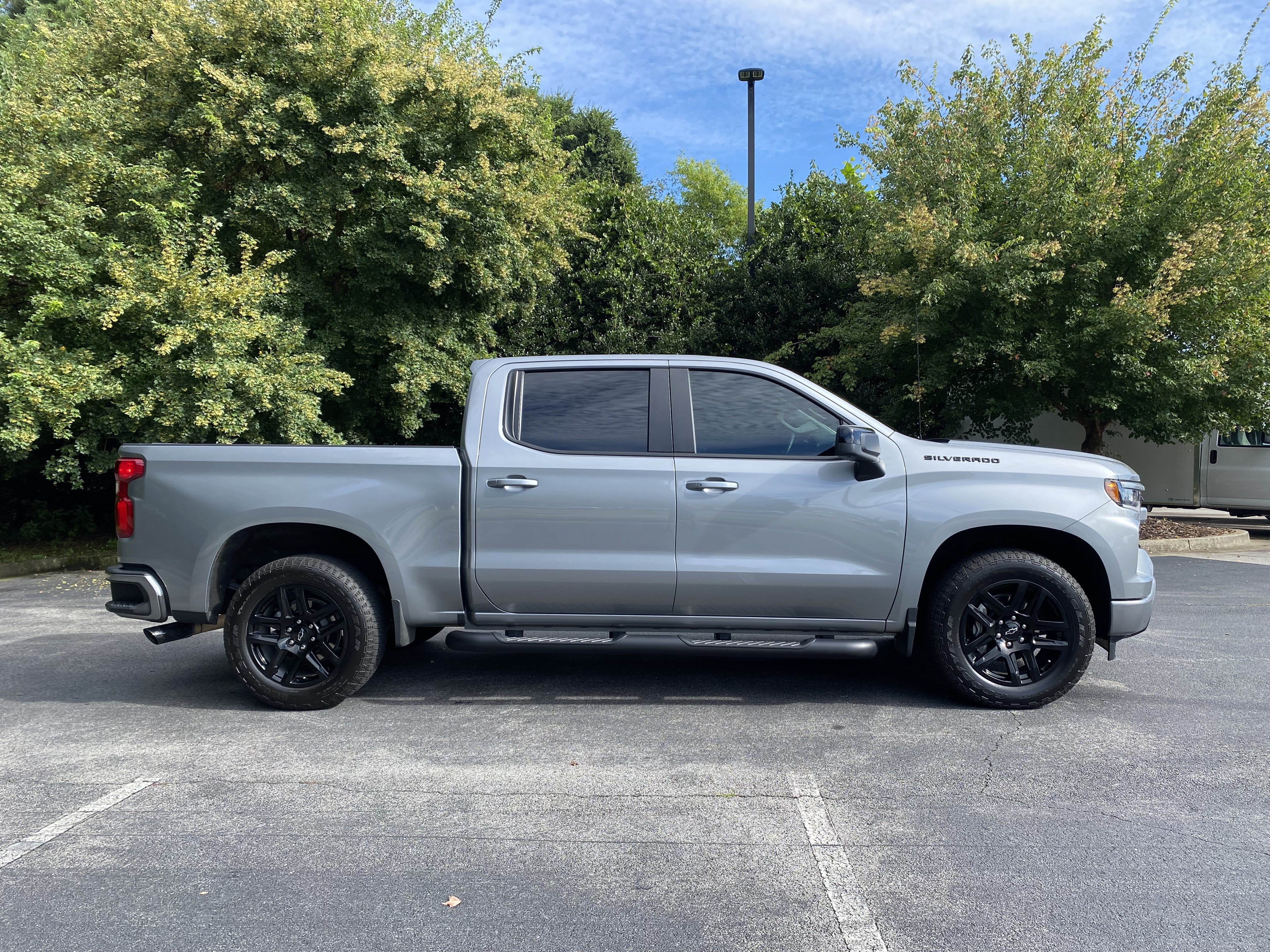 Used 2024 Chevrolet Silverado 1500 RST w/ Rally Edition RWD image 10