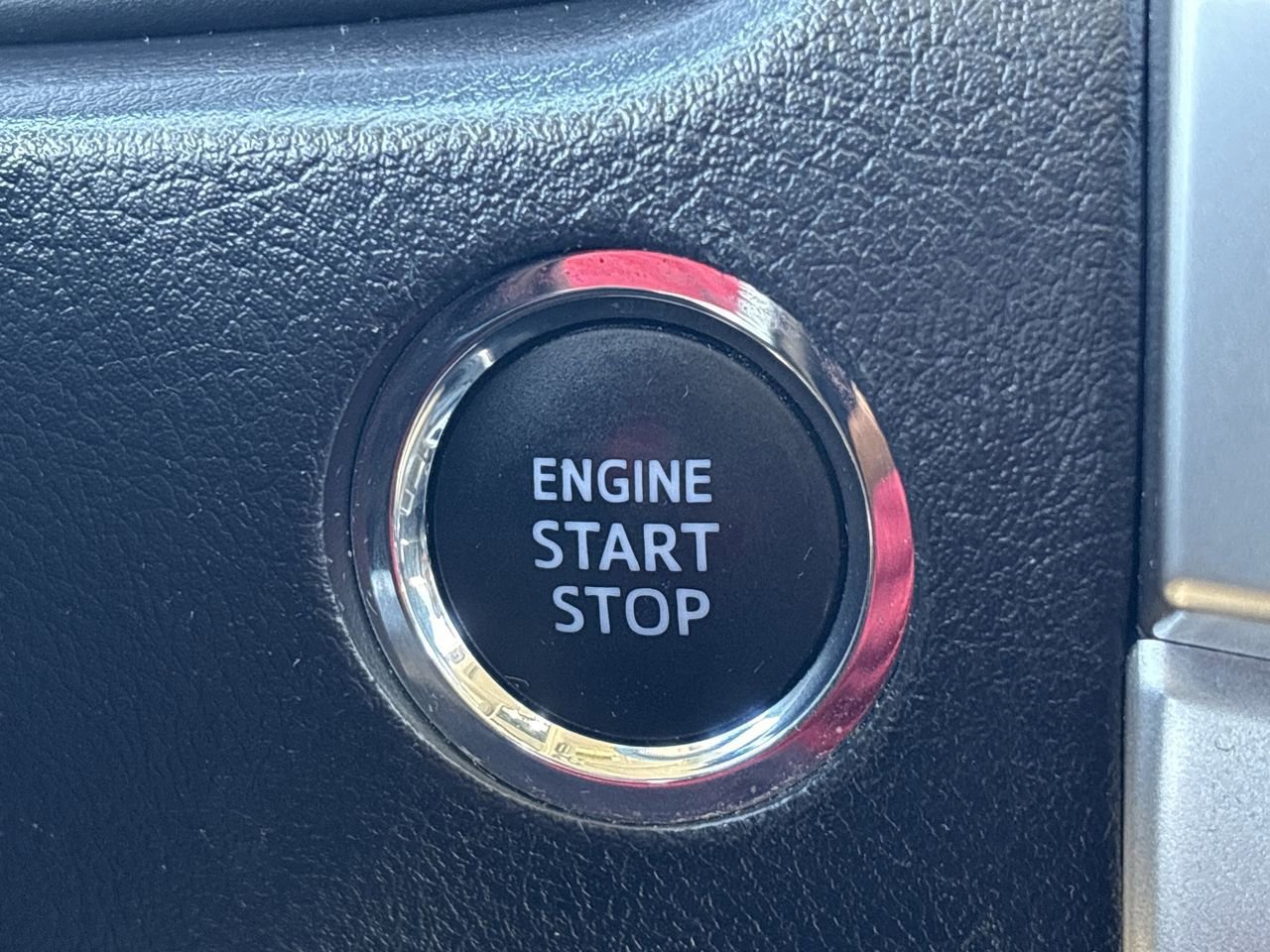 Used 2023 Toyota 4Runner Limited image 31