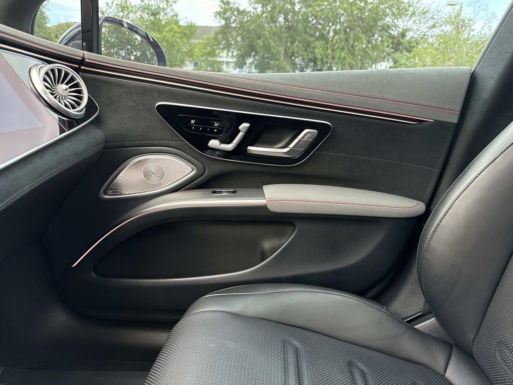 Used 2023 Mercedes-Benz EQS AMG 4MATIC image 33