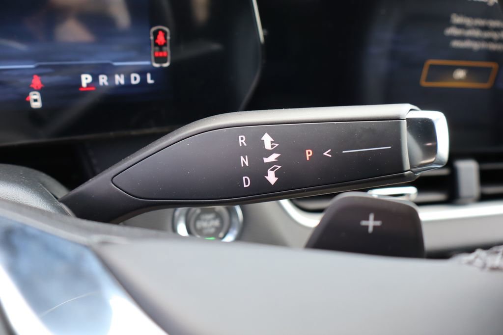 New 2026 Chevrolet Equinox LT AWD/4WD image 18