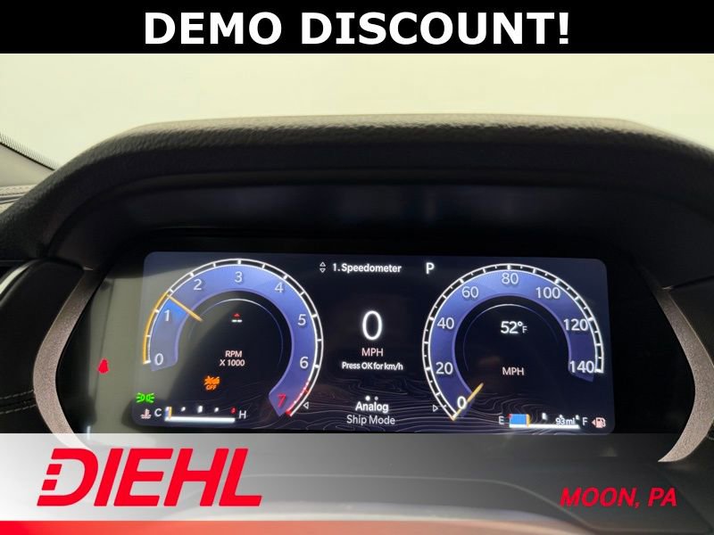 New 2025 Jeep Grand Cherokee Laredo X w/ Luxury Tech Group I AWD/4WD image 28