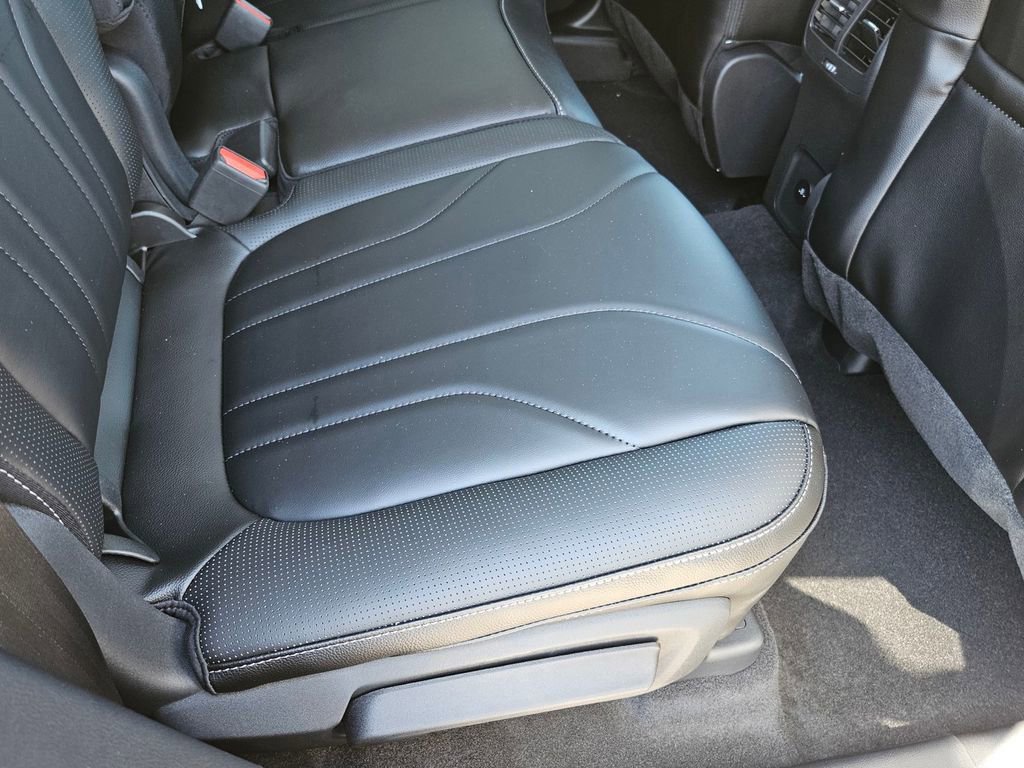 New 2026 Ford Escape SE w/ PHEV Premium Package image 32