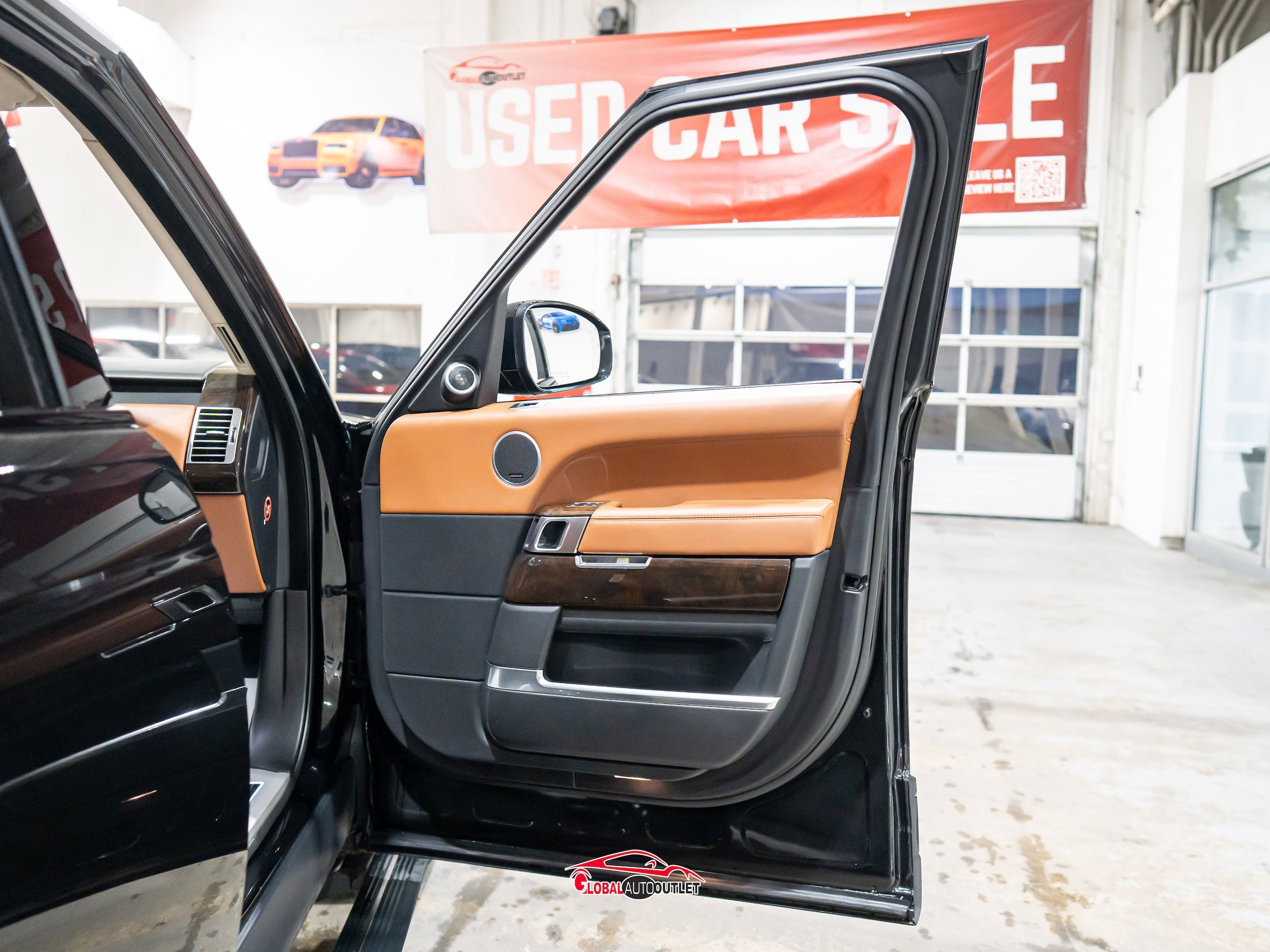 Used 2016 Land Rover Range Rover Autobiography image 48