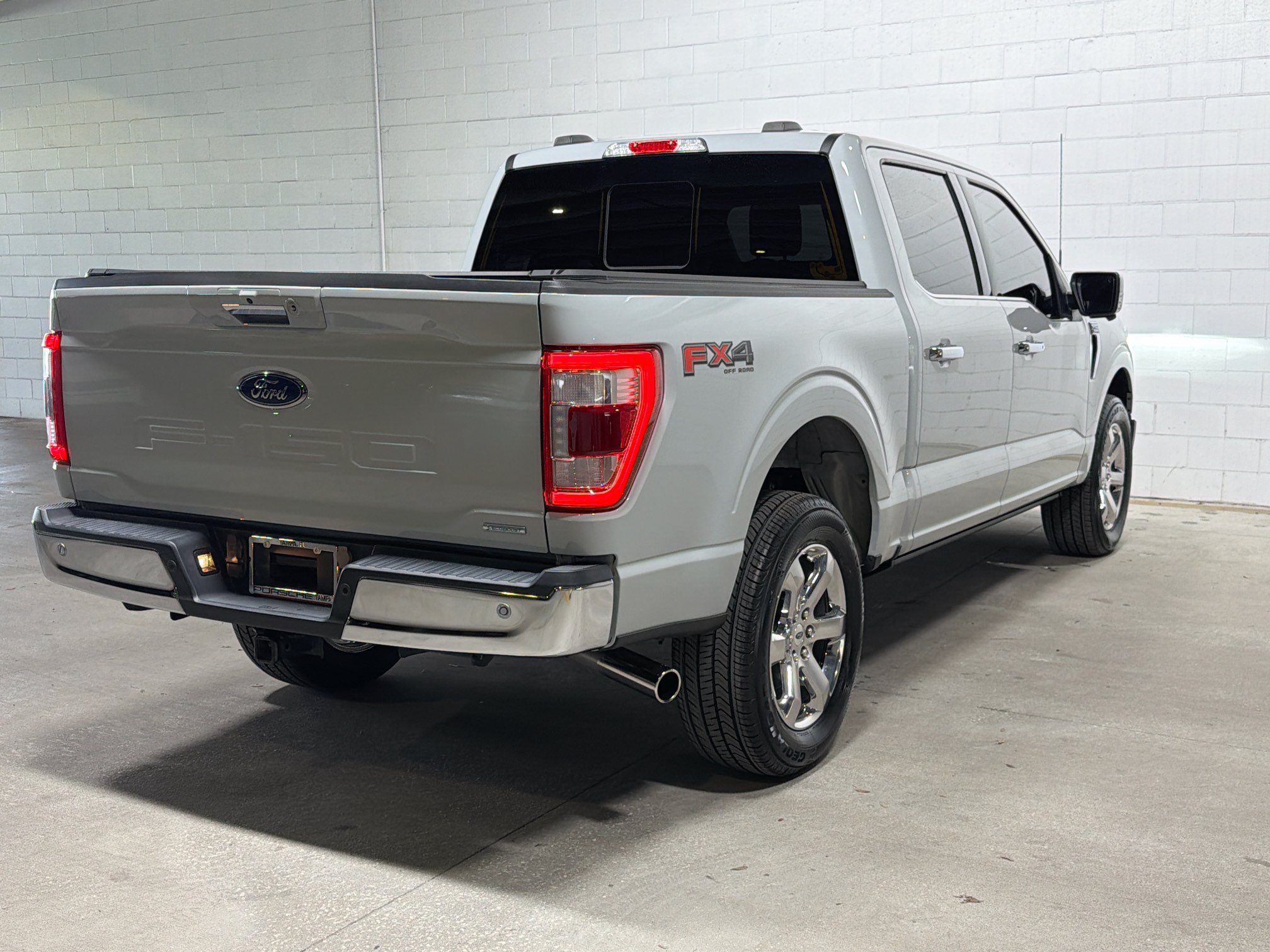 Used 2023 Ford F150 Lariat w/ Trailer Tow Package AWD/4WD image 7
