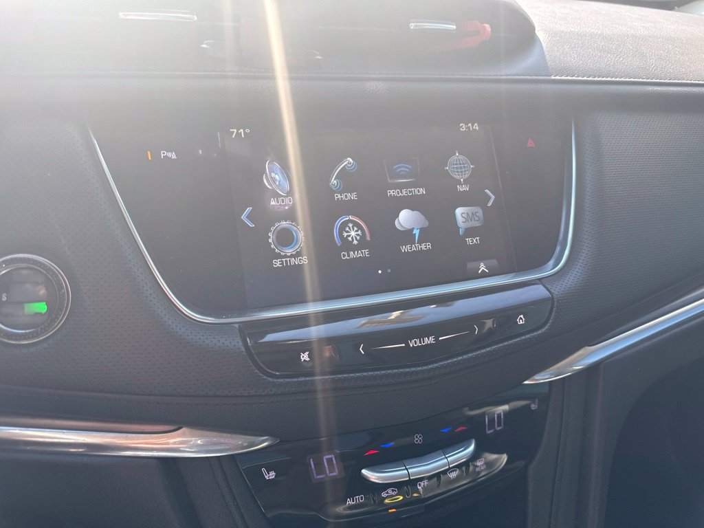 Used 2017 Cadillac XT5 Luxury FWD image 11