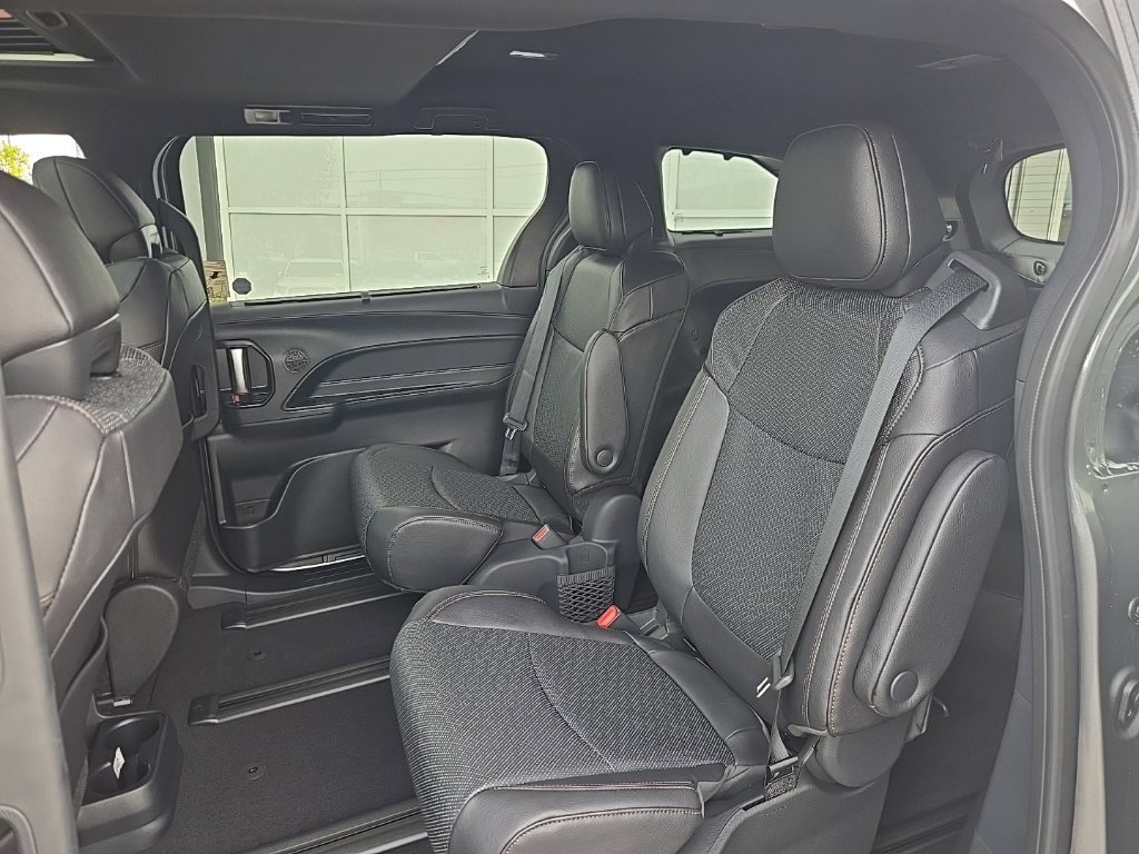 New 2026 Toyota Sienna Limited AWD/4WD image 27