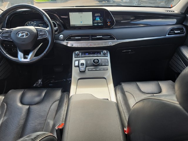 Used 2022 Hyundai Palisade Limited FWD image 13