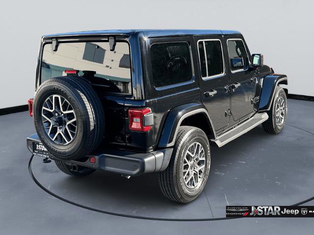 New 2025 Jeep Wrangler Sahara image 5