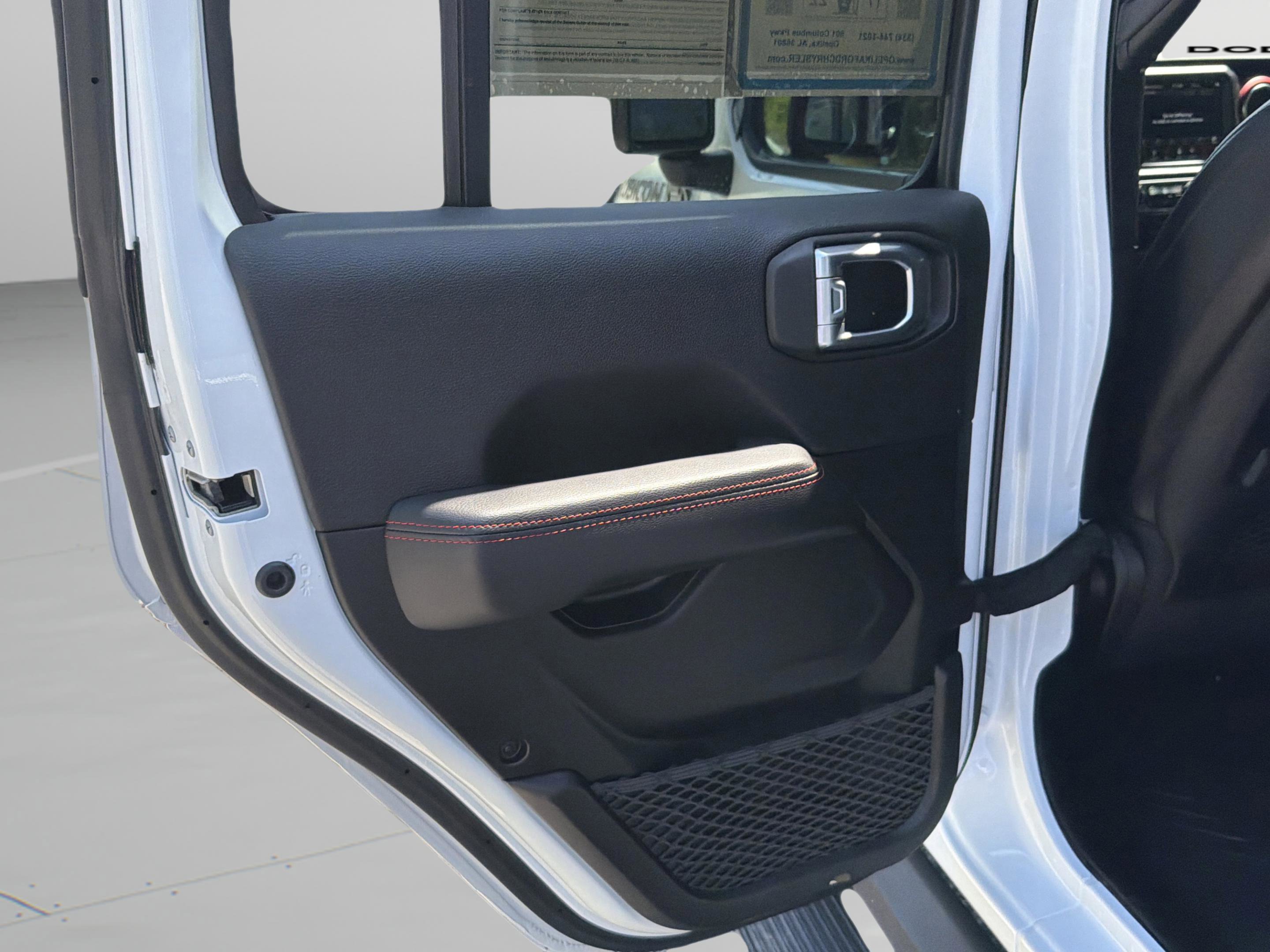 Used 2022 Jeep Gladiator Rubicon w/ LED Lighting Group image 18