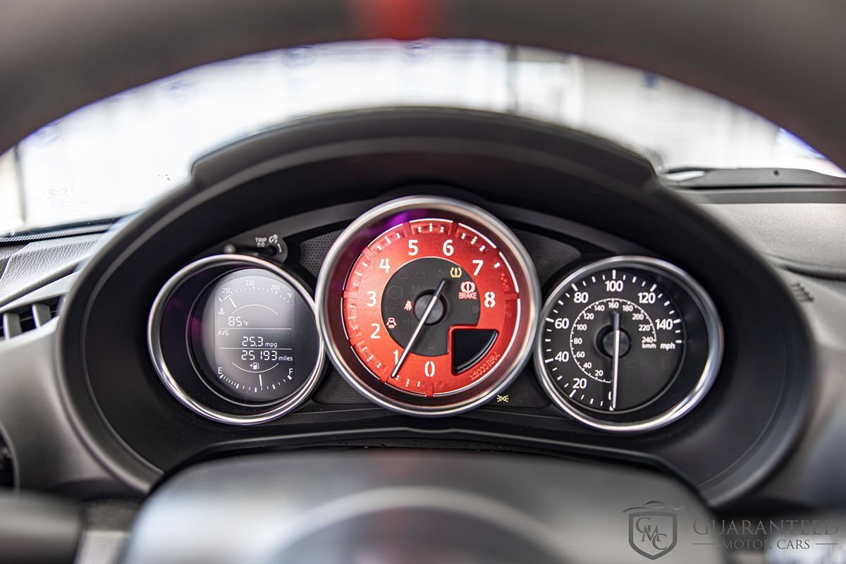Used 2019 MAZDA MX-5 Miata Sport w/ I-ACTIVSENSE Sport Package RWD image 21