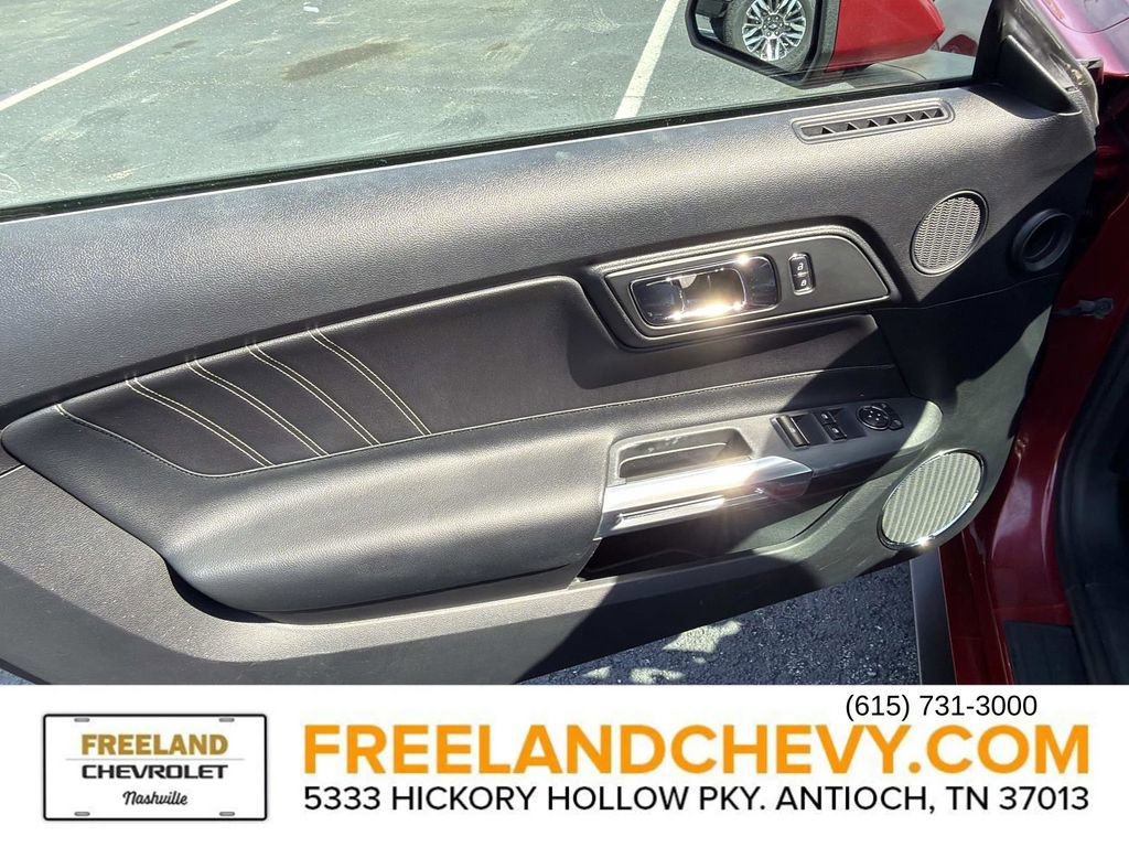 Used 2017 Ford Mustang Premium image 14