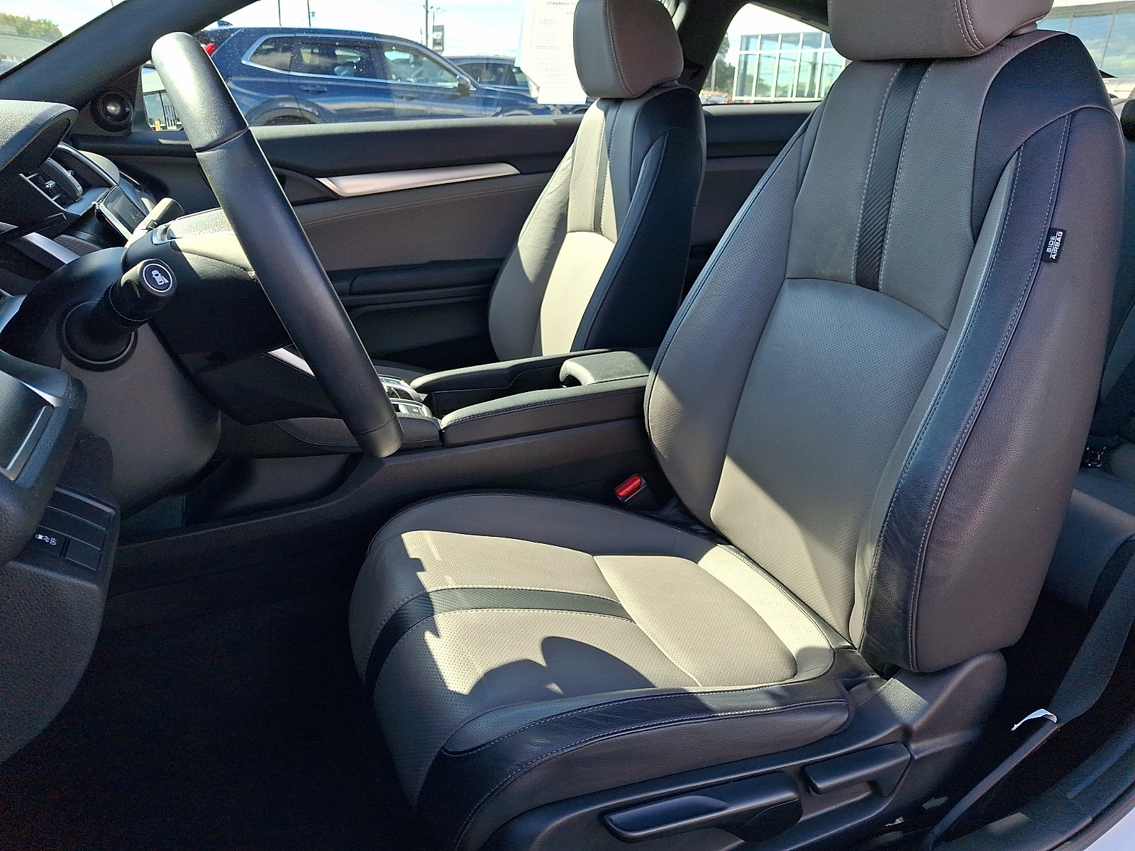 Used 2018 Honda Civic EX-L image 12