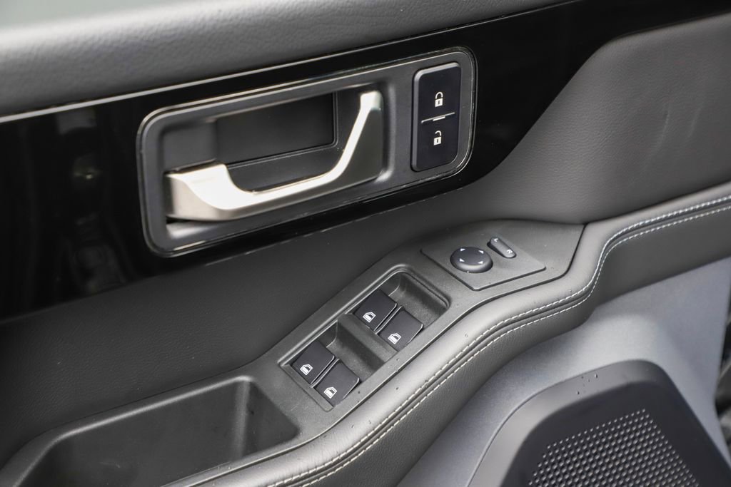 Used 2024 INEOS Grenadier Fieldmaster Edition image 49