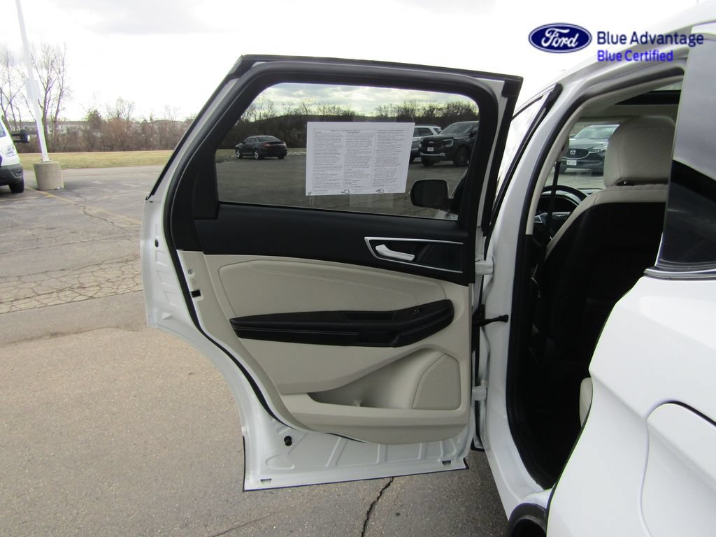 Certified 2024 Ford Edge Titanium AWD/4WD image 44