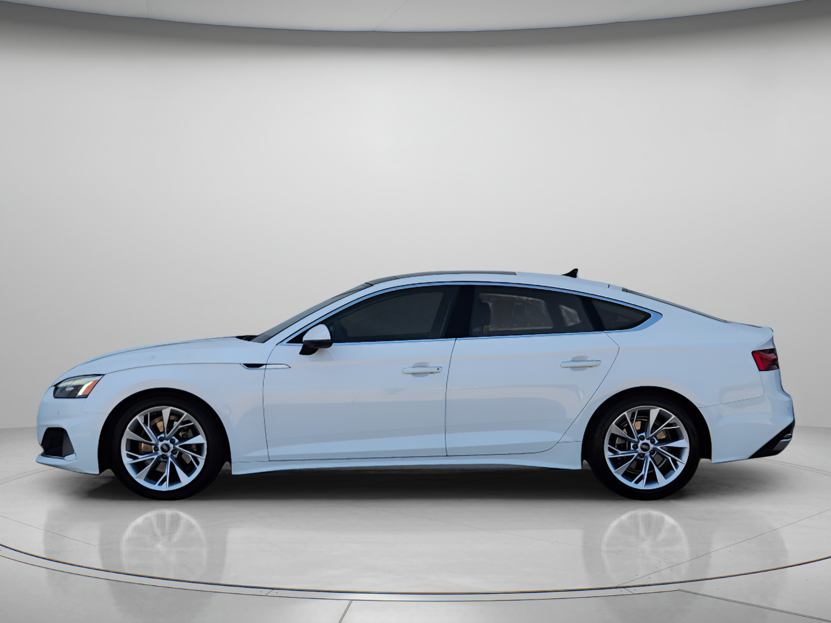 Used 2023 Audi A5 2.0T Premium Plus w/ Premium Plus AWD/4WD image 2