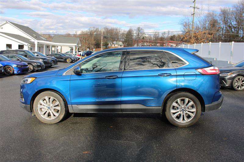 Used 2022 Ford Edge Titanium w/ Equipment Group 301A image 5