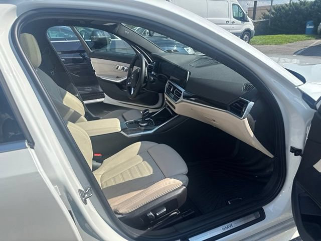 Used 2021 BMW 330i xDrive Sedan w/ Premium Package AWD/4WD image 23