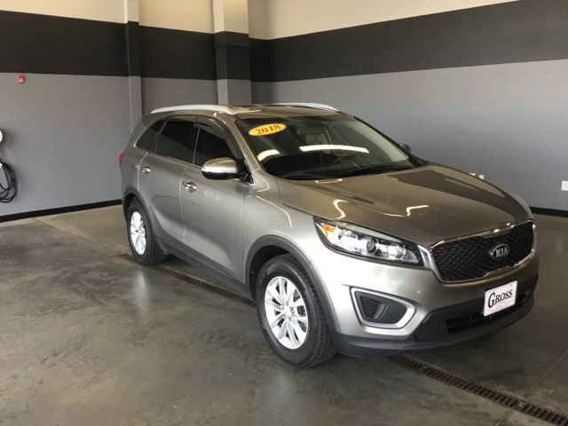 Used 2018 Kia Sorento LX FWD image 2