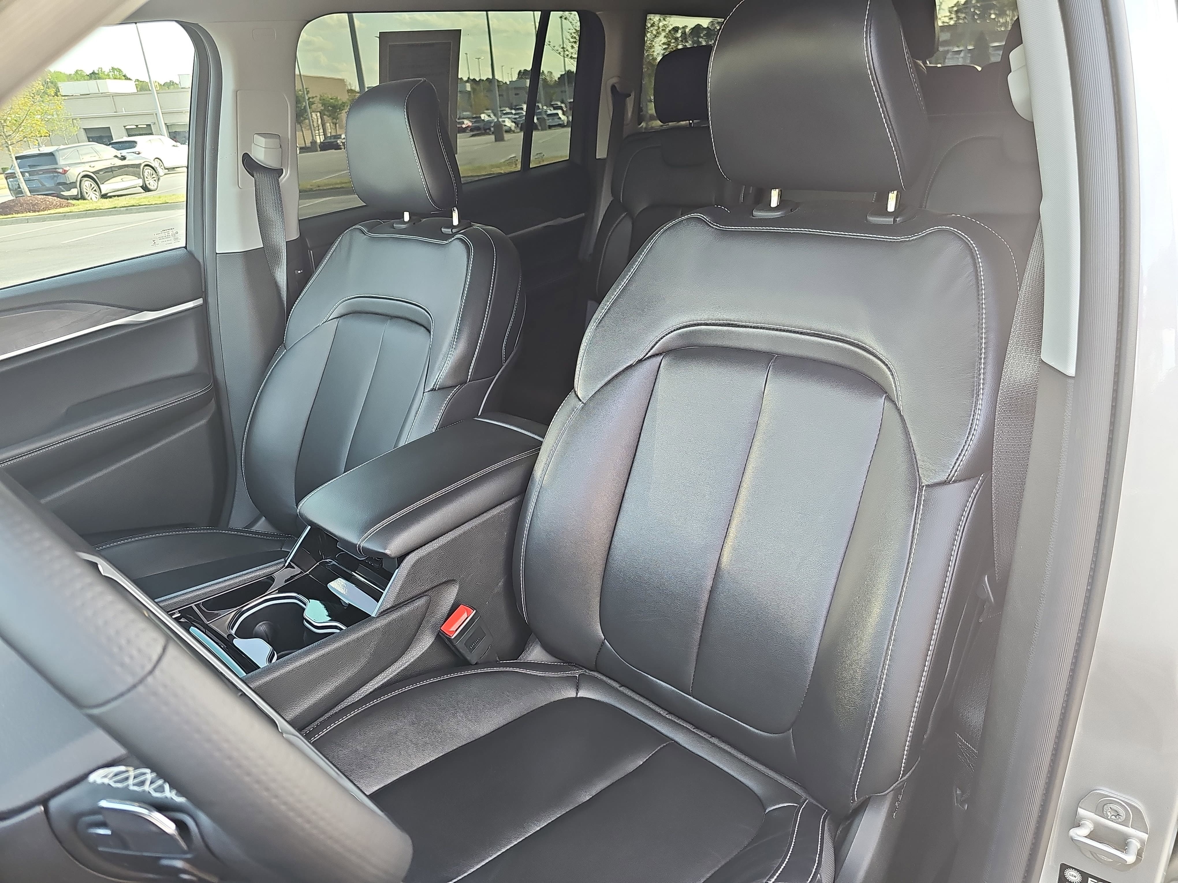 Used 2022 Jeep Grand Cherokee L Limited RWD image 16
