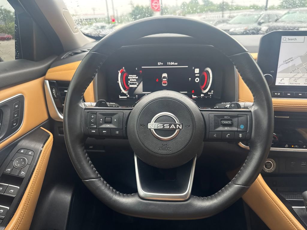 Used 2023 Nissan Rogue Platinum FWD image 24
