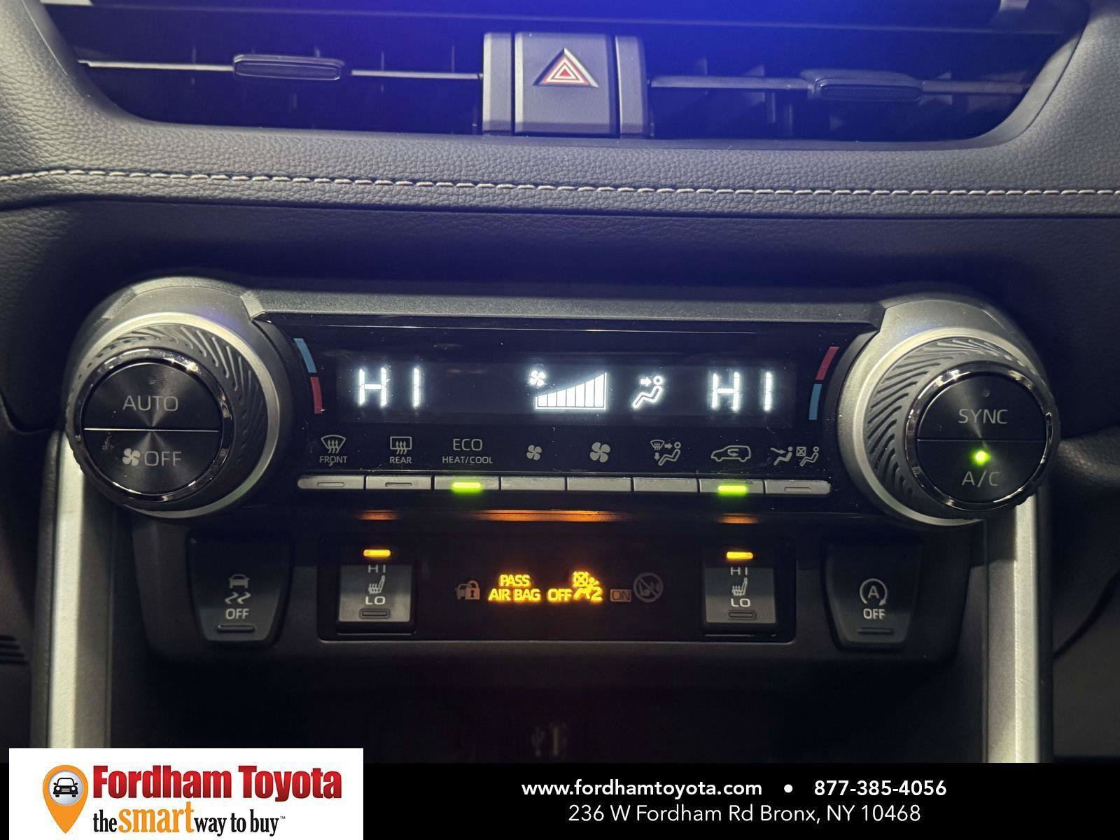 Used 2025 Toyota RAV4 XLE w/ Convenience Package AWD/4WD image 31