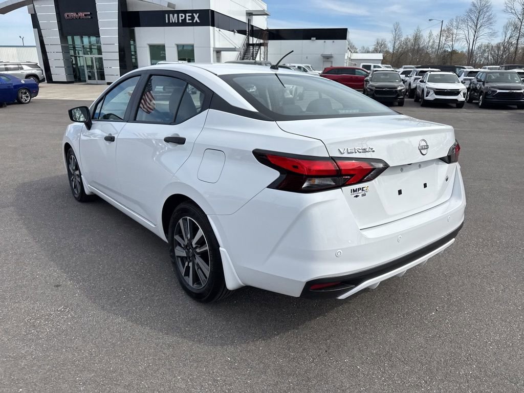Used 2024 Nissan Versa S w/ S Plus Package image 3