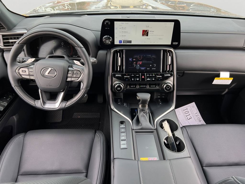 New 2026 Lexus LX 600 4WD w/ Luxury Package image 11