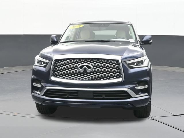 Used 2019 INFINITI QX80 Luxe RWD image 2