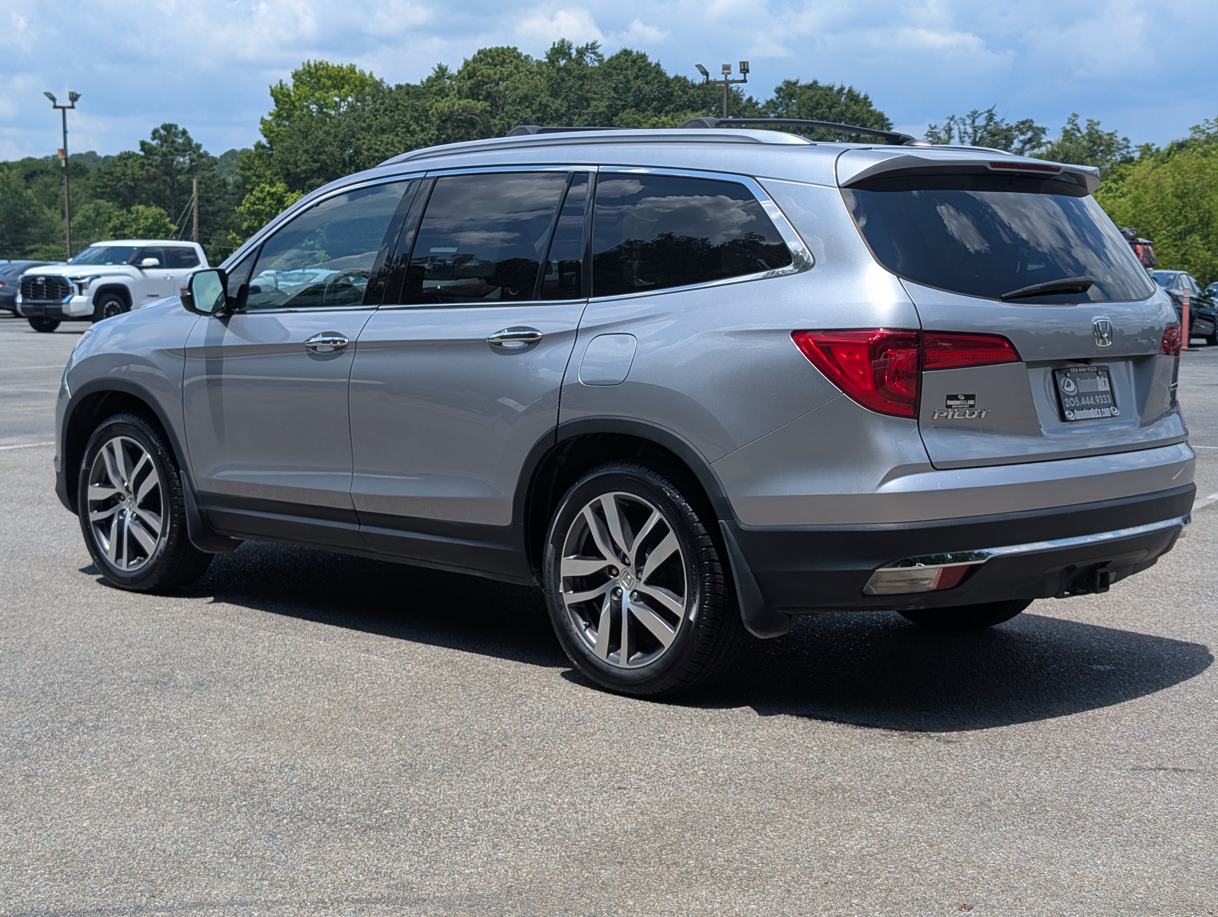 Used 2016 Honda Pilot Touring image 7