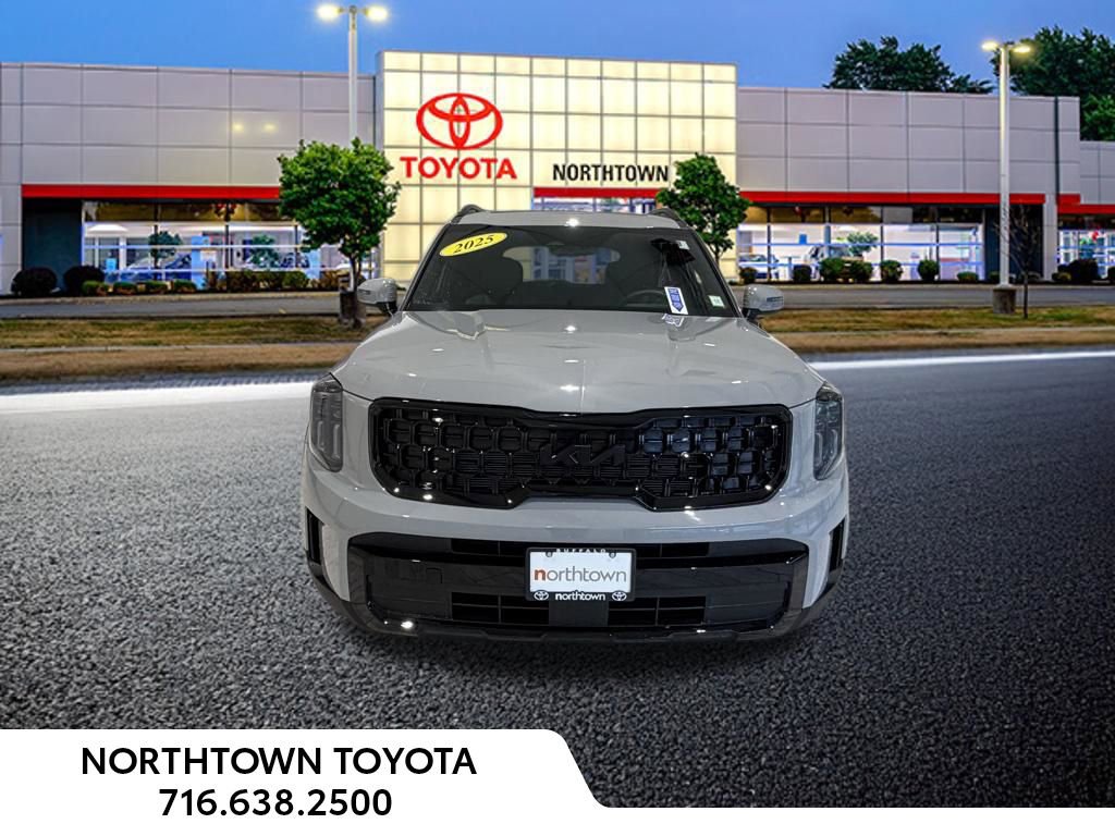 Used 2025 Kia Telluride AWD image 5