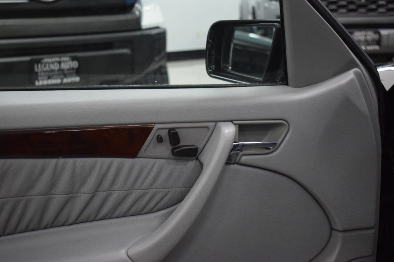 Used 2000 Mercedes-Benz C 230 image 28