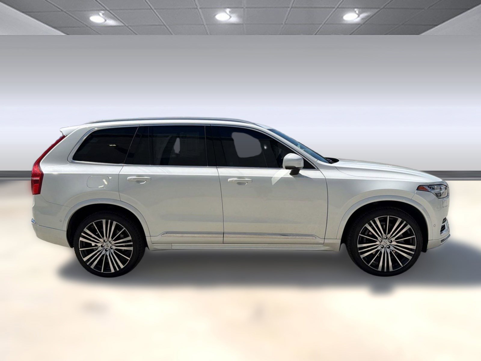 Used 2023 Volvo XC90 B6 Ultimate w/ Protection Package Premier AWD/4WD image 8