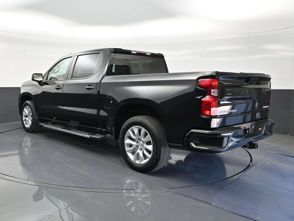 Used 2024 Chevrolet Silverado 1500 Custom RWD image 3