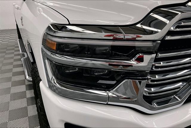 Used 2026 RAM 2500 Laramie AWD/4WD image 35