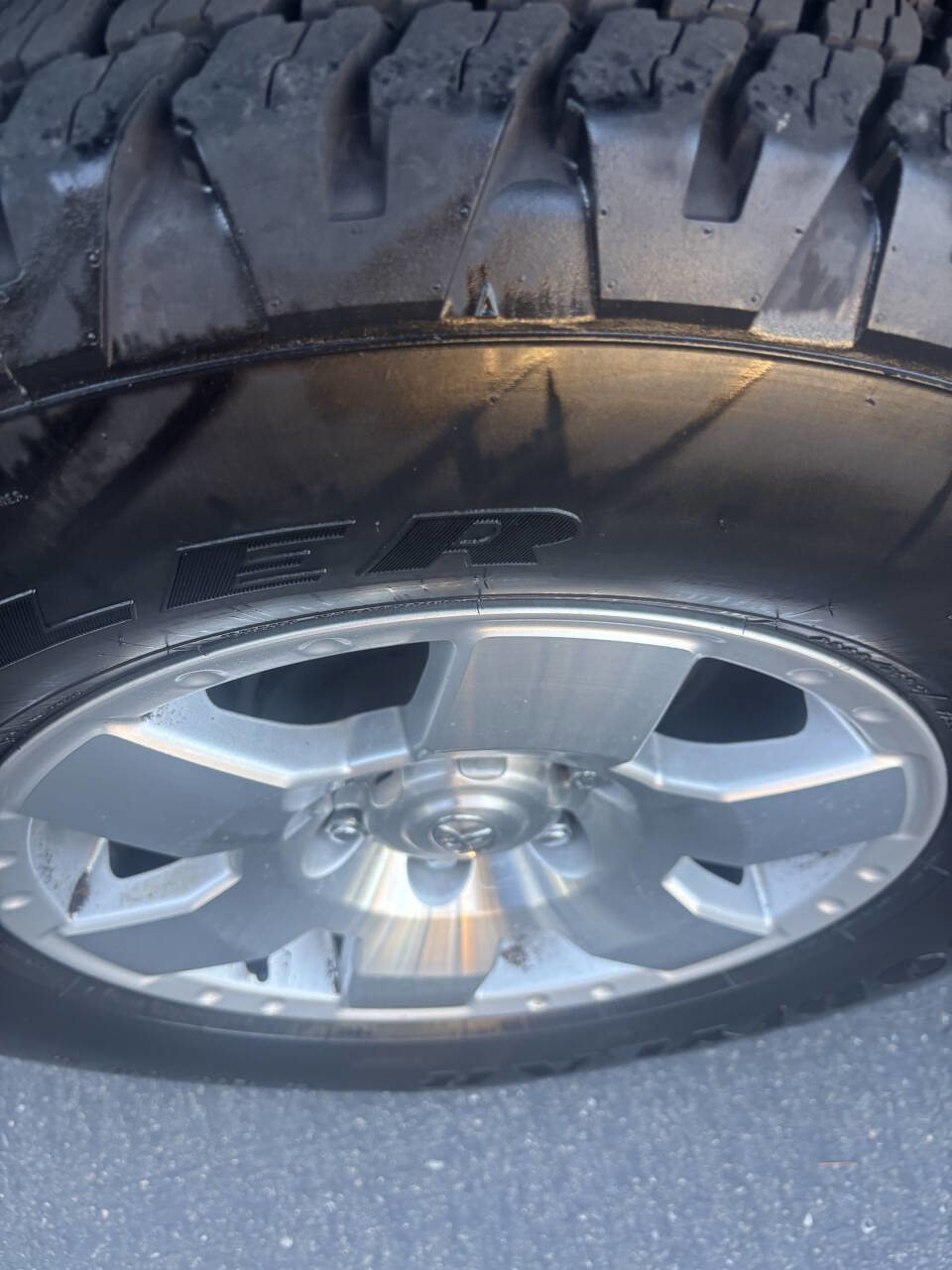 Used 2007 Toyota FJ Cruiser 2WD image 23