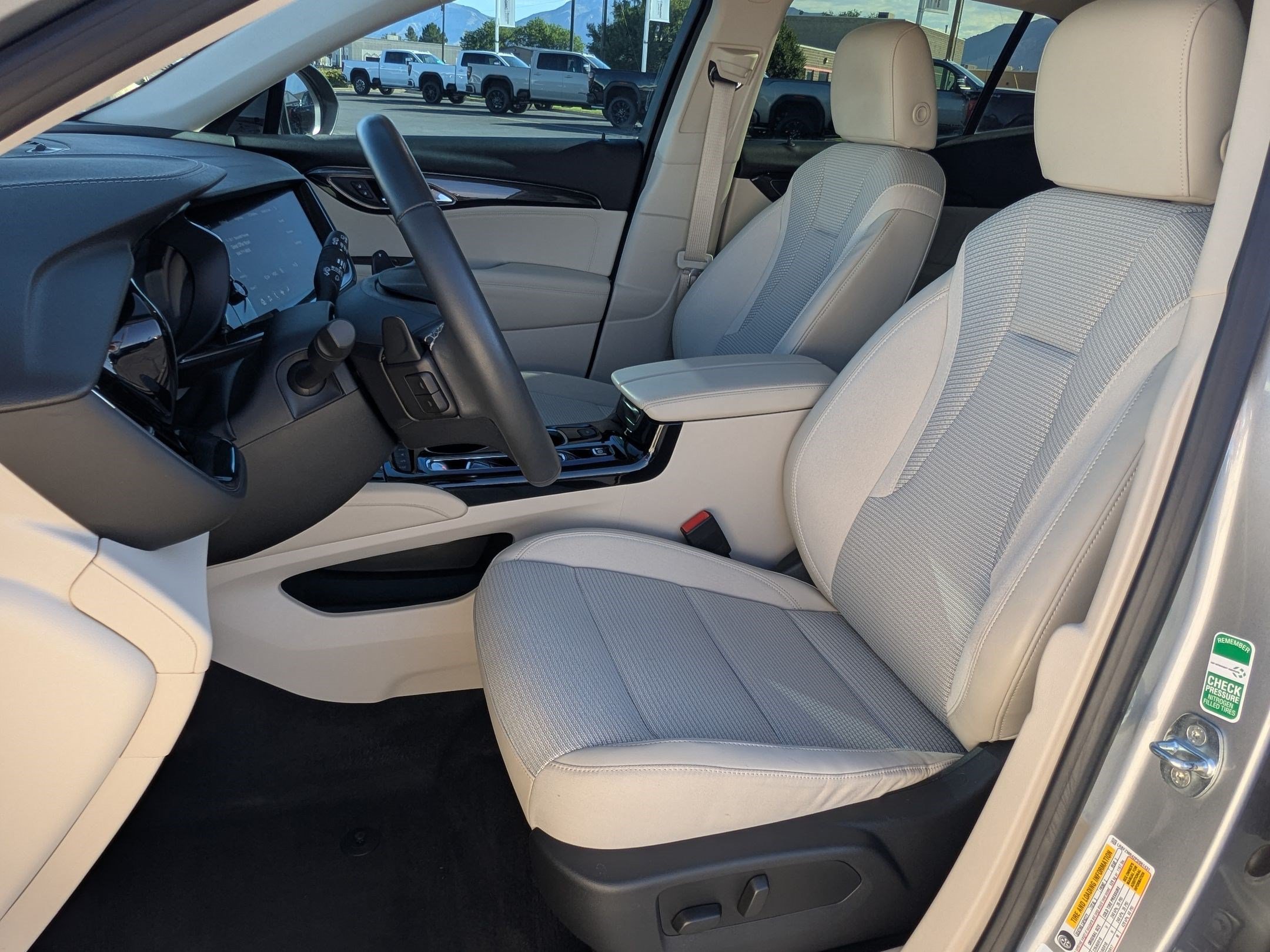 Used 2023 Buick Envision Preferred AWD/4WD image 29