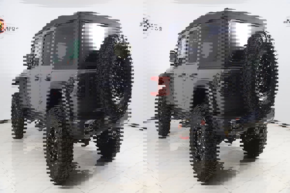 Used 2021 Jeep Wrangler Unlimited Rubicon w/ Safety Group image 4