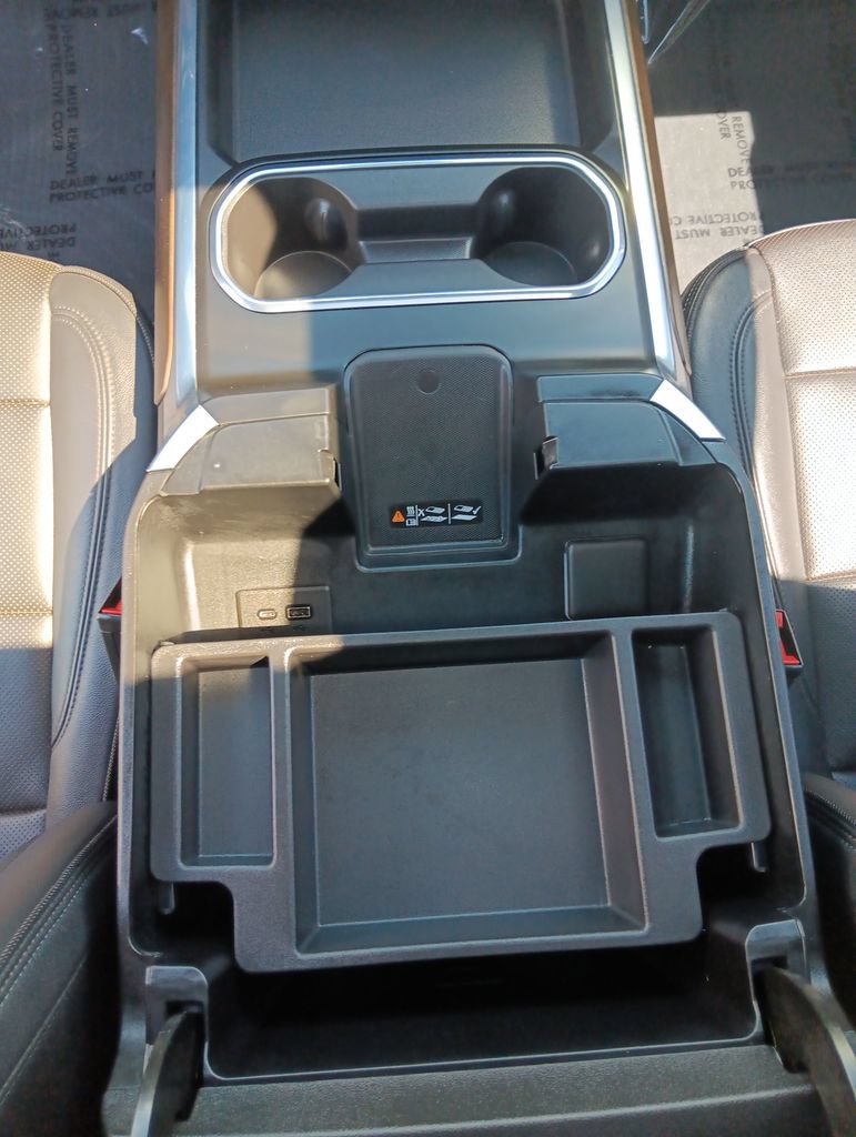 Used 2024 Chevrolet Silverado 2500 High Country w/ High Country Premium Package AWD/4WD image 25