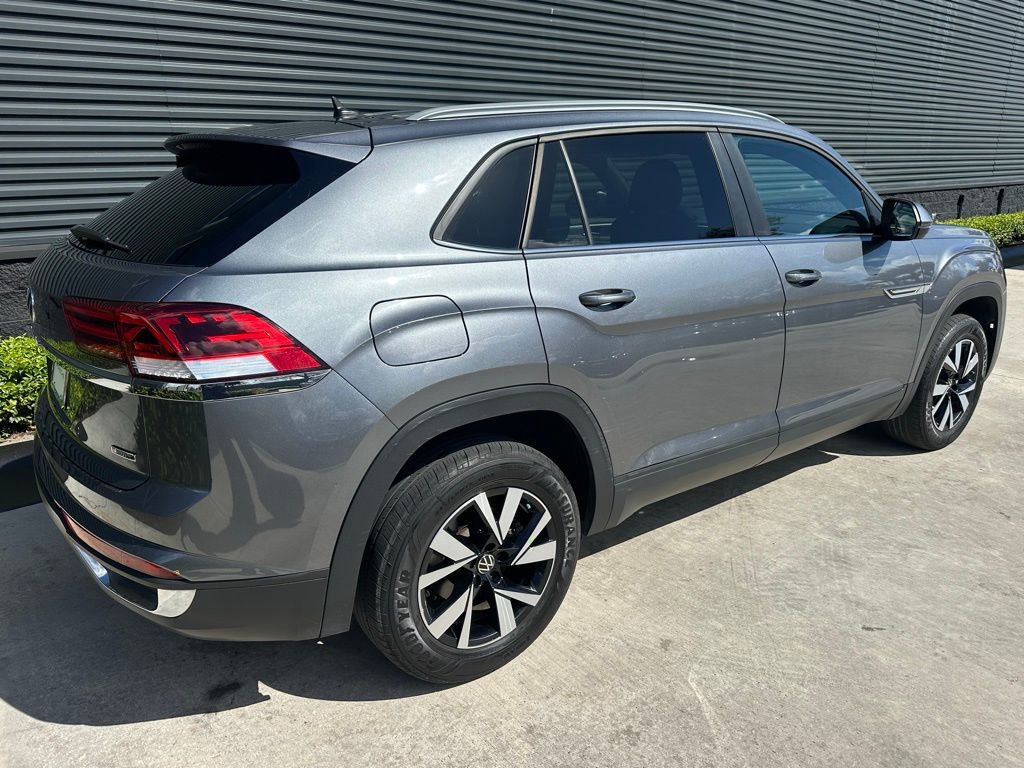 Used 2022 Volkswagen Atlas Cross Sport SE image 9