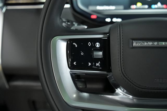 Used 2026 Land Rover Range Rover SE AWD/4WD image 38