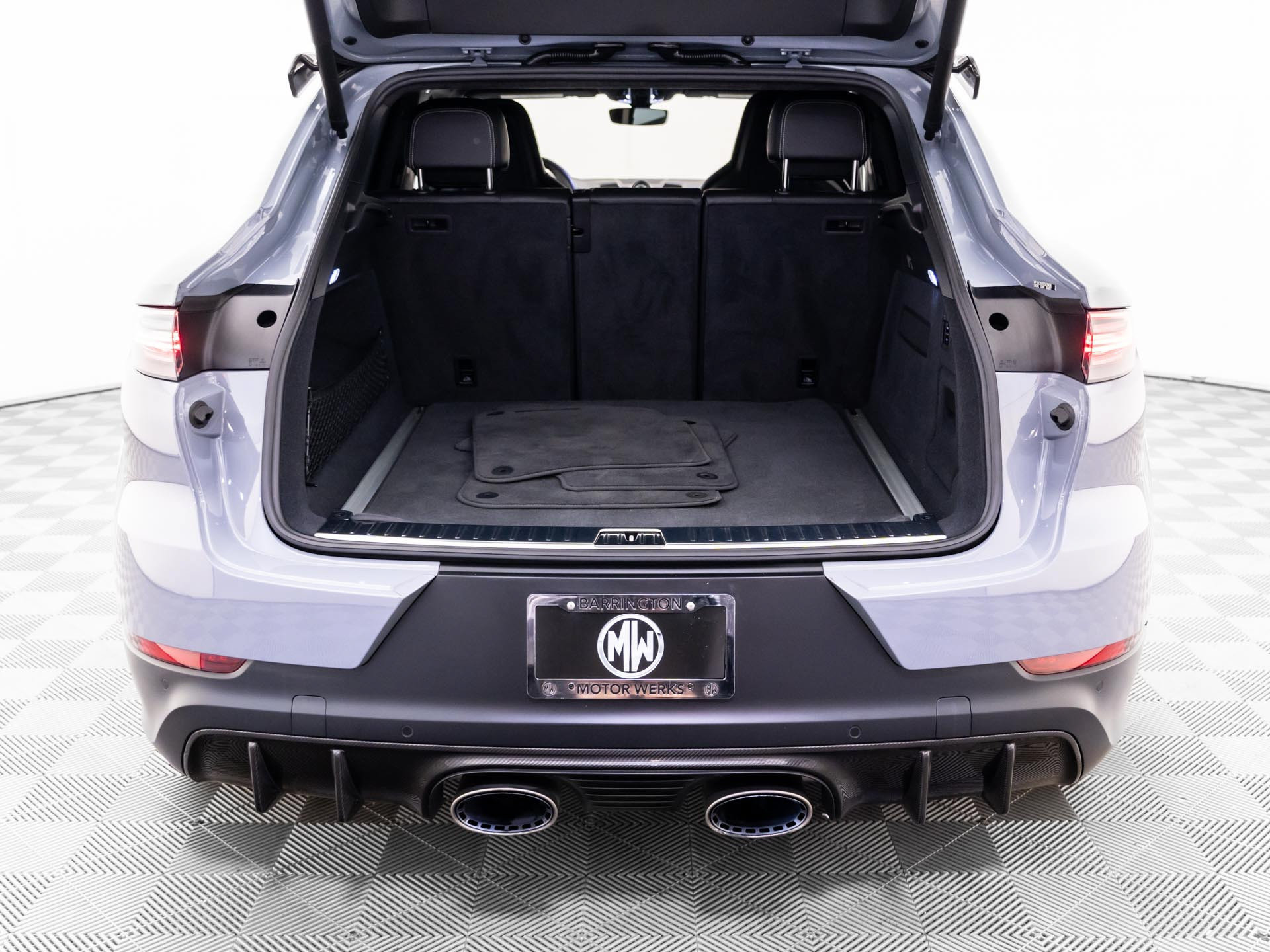 Used 2023 Porsche Cayenne Turbo GT AWD/4WD image 31
