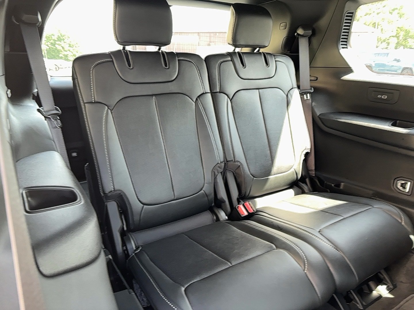 New 2026 Jeep Grand Cherokee L Limited AWD/4WD image 9