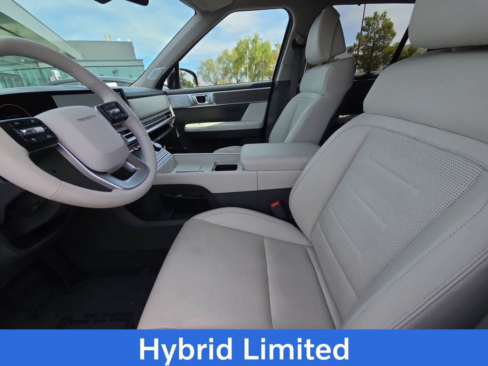 Used 2025 Hyundai Santa Fe Limited FWD image 15