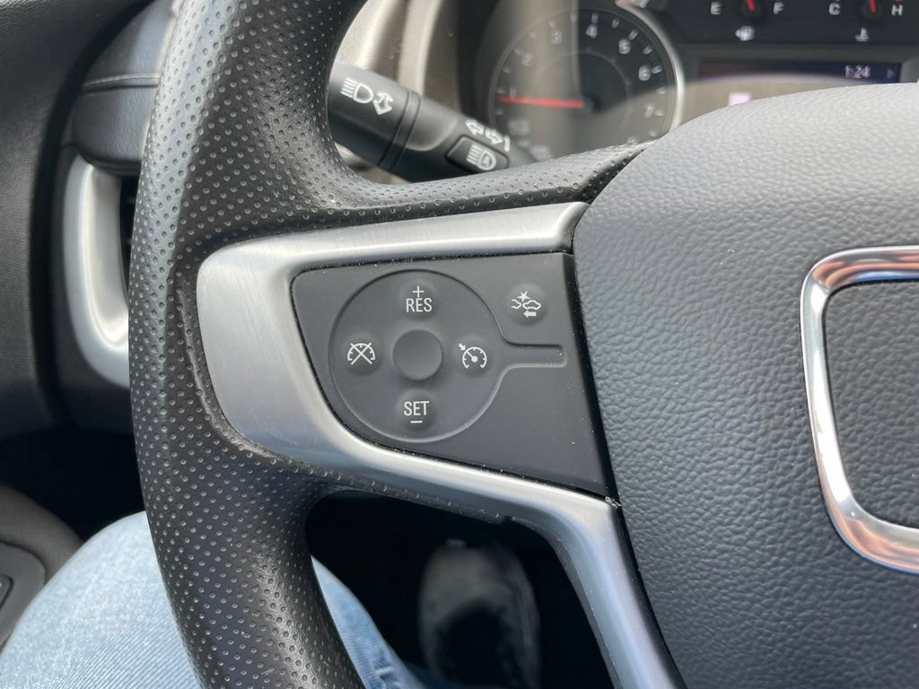 Used 2022 GMC Terrain SLE w/ Driver Convenience Package AWD/4WD image 24