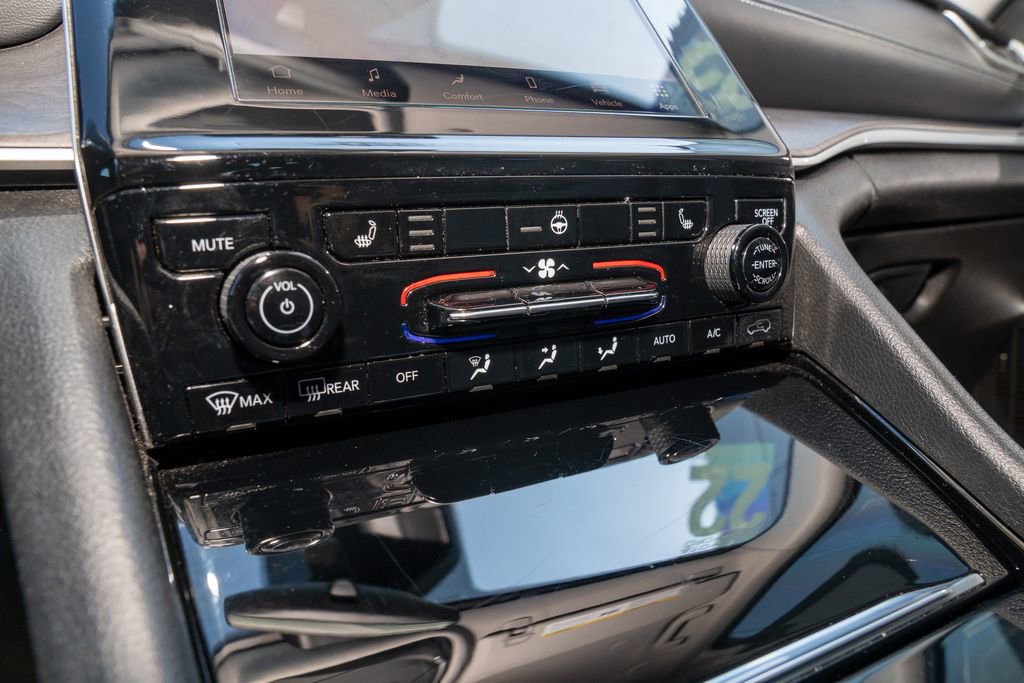 Used 2022 Jeep Grand Cherokee L Limited image 17