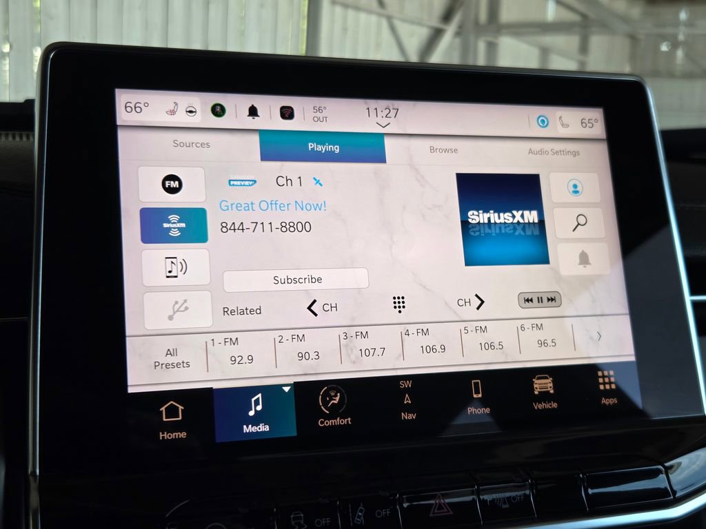 Certified 2024 Jeep Compass Limited w/ Elite Group AWD/4WD image 3