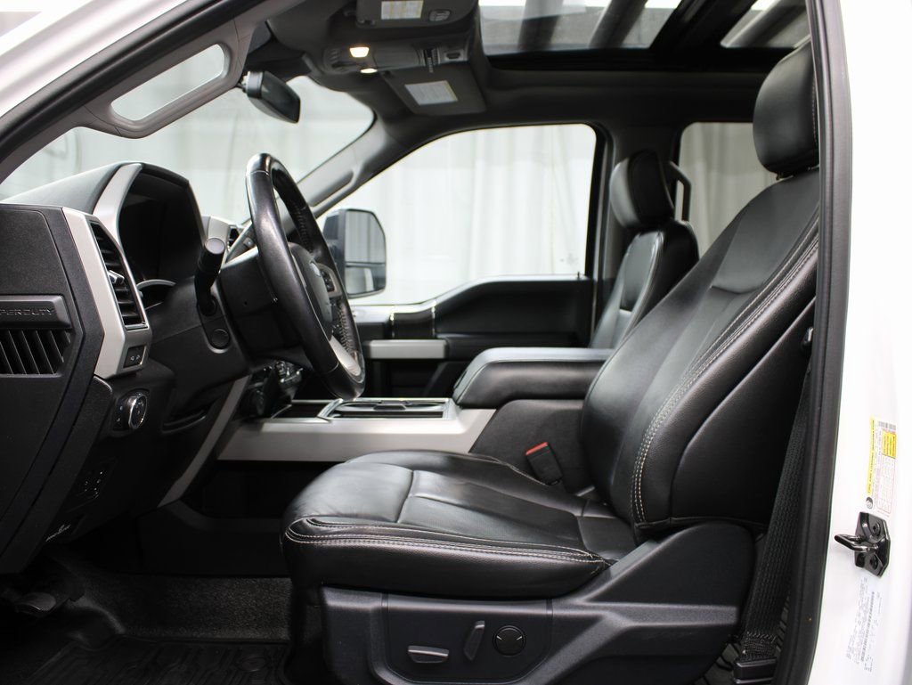 Used 2021 Ford F250 Lariat image 9