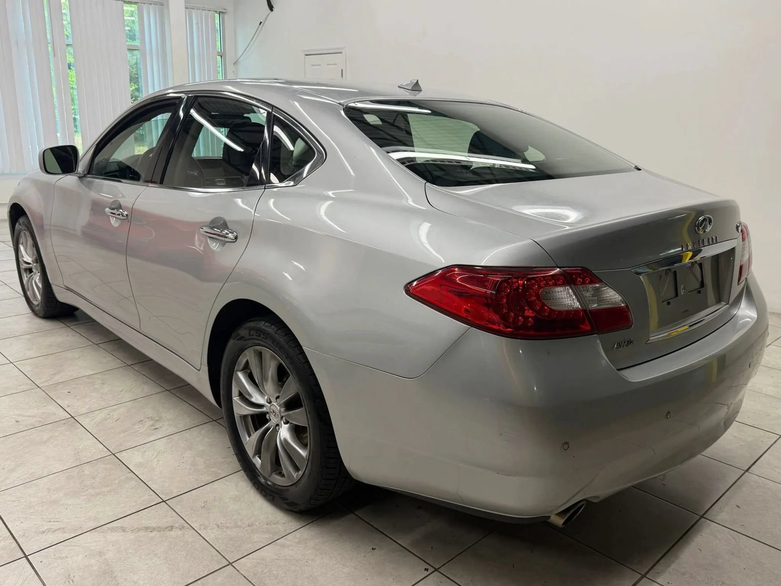 Used 2014 INFINITI Q70 3.7 w/ Premium Package AWD/4WD image 7