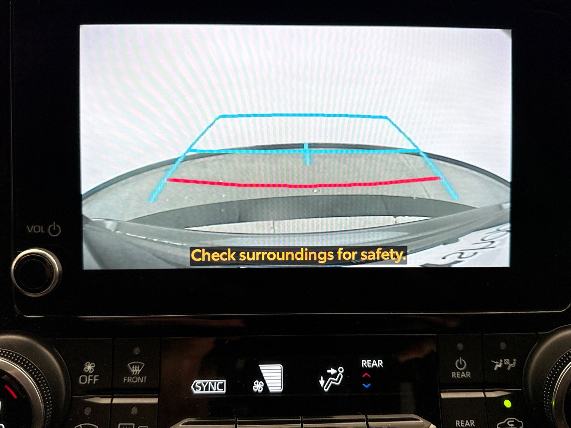 Used 2023 Toyota Highlander L image 16